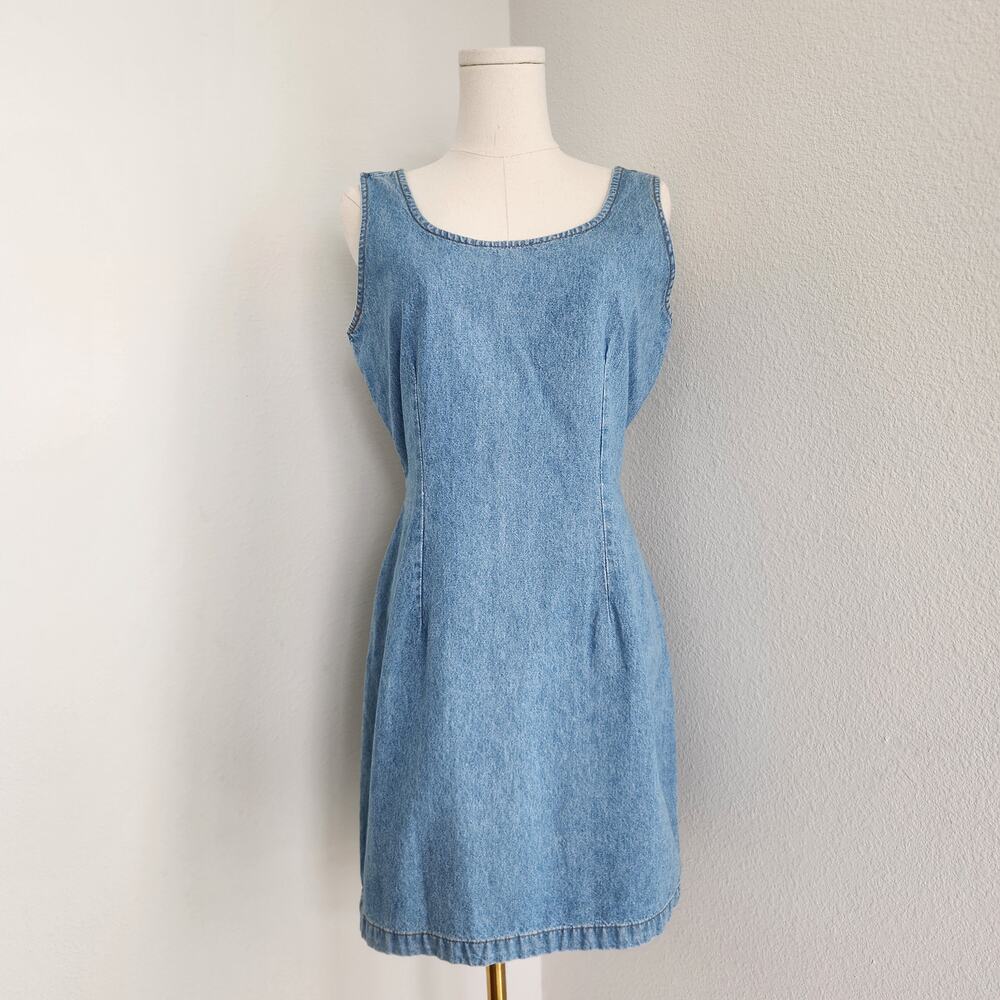 Vintage 90s Light Wash Denim Mini Sheath Dress Sleeveless Scoop Neck Zip Back S
